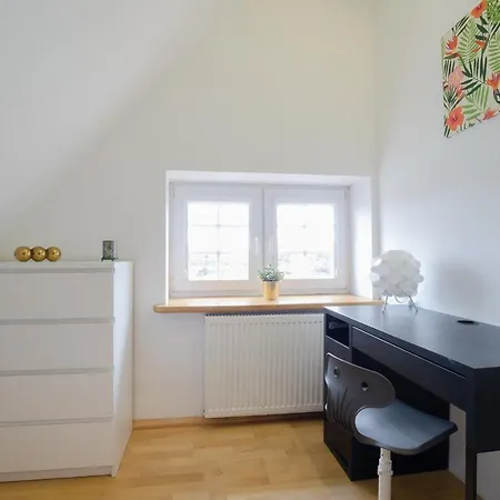 Homestay Pokoje Przy Hipodromie - Jana Z Kolna 33